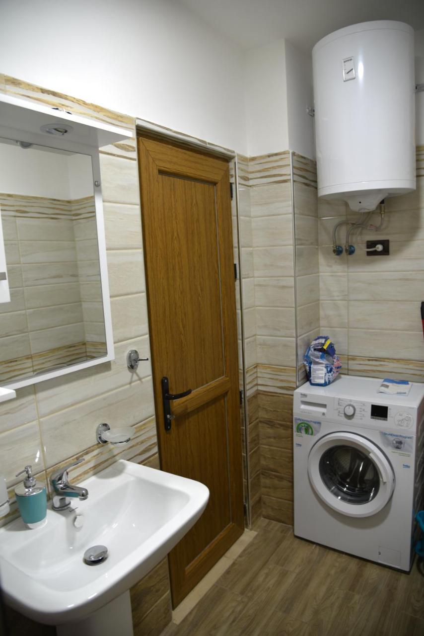 טיראנה Alindro City Center Apartment 2 מראה חיצוני תמונה