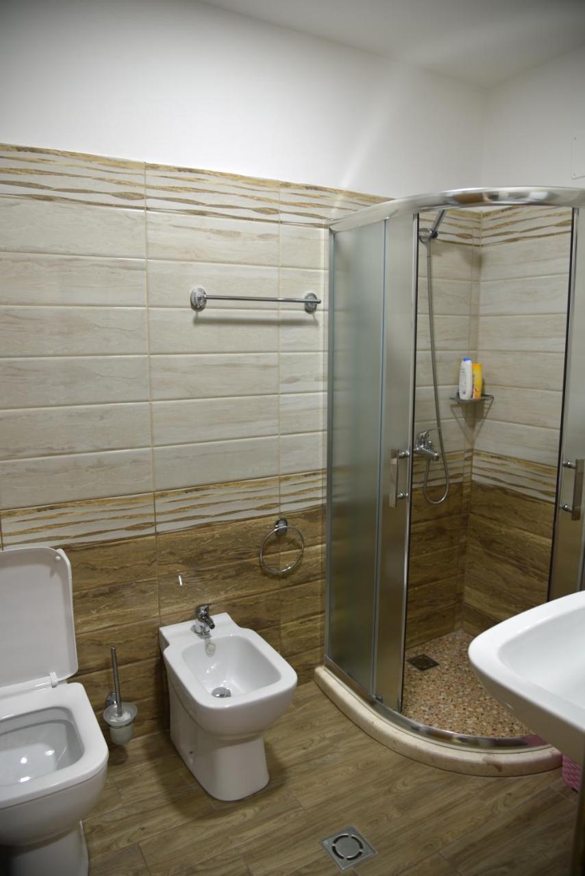 טיראנה Alindro City Center Apartment 2 מראה חיצוני תמונה